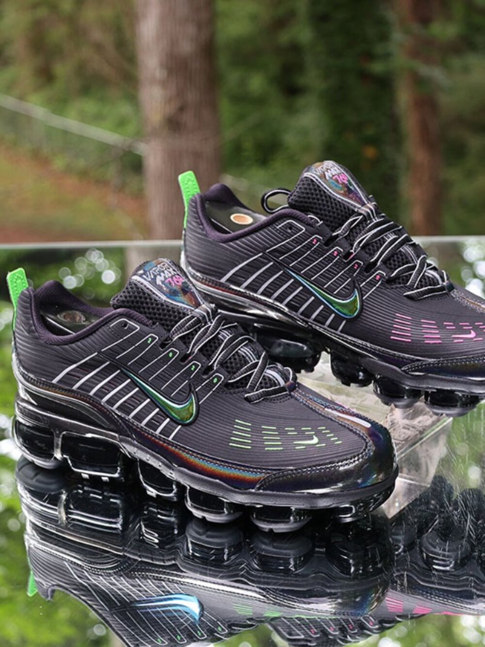 Nike Air VaporMax 360 Black Green - Picture 11 of 14